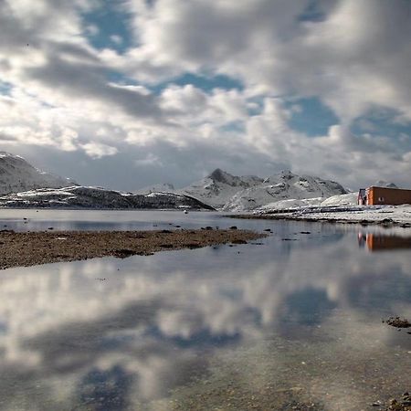 Storjord Farmstay Ranchhouse Kvaloya Eksteriør bilde