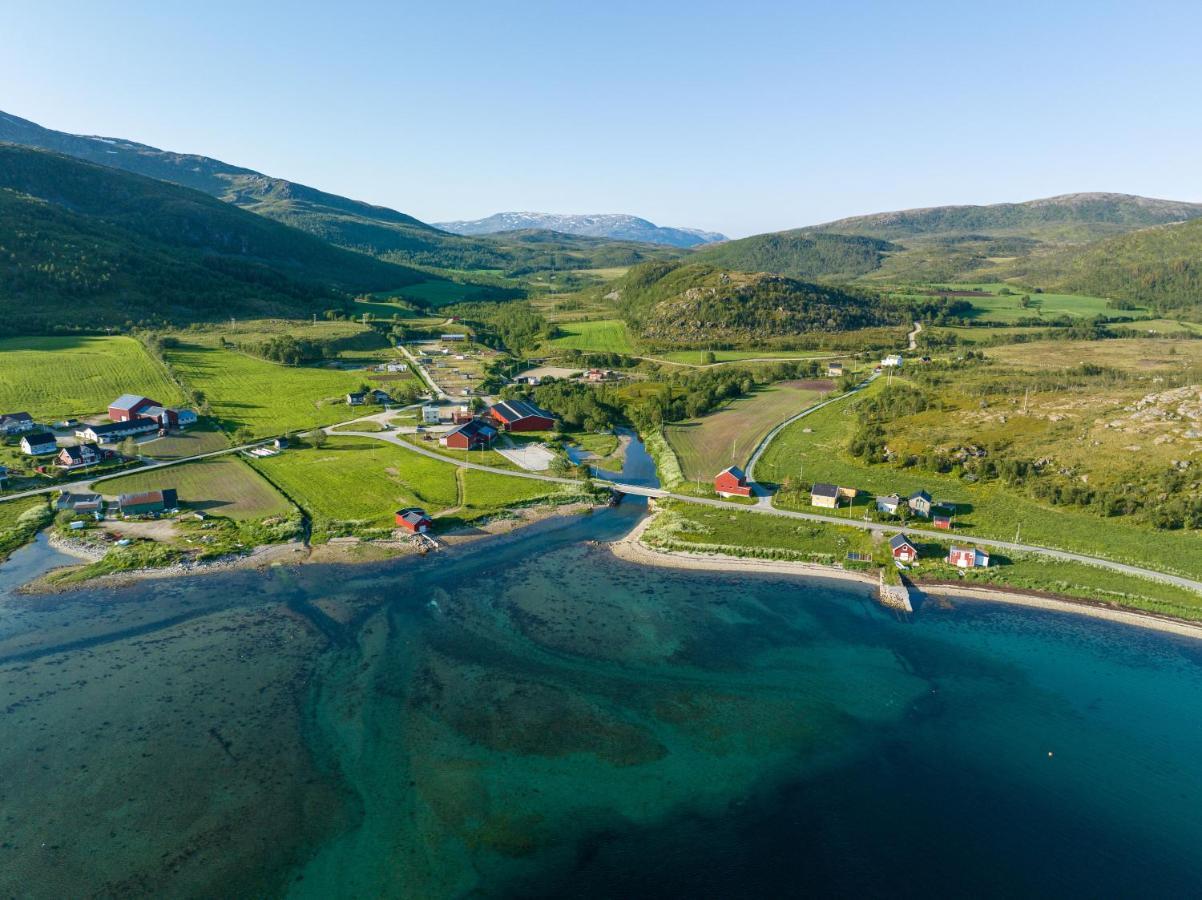 Storjord Farmstay Ranchhouse Kvaloya Eksteriør bilde