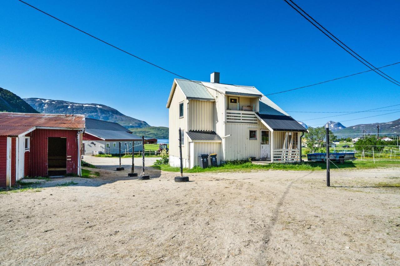Storjord Farmstay Ranchhouse Kvaloya Eksteriør bilde